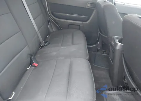 2010 Ford Escape Xlt из США, поврежденный, VIN 1FMCU9DG5AKB16731